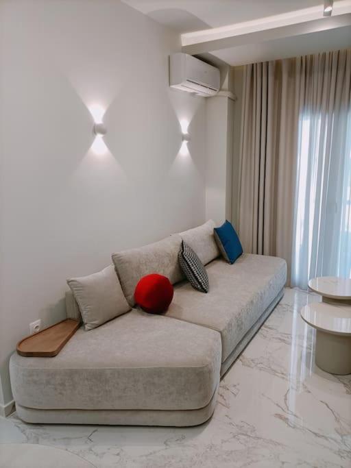Luxe Boutique With Balcony Apartment Tesalonika Bagian luar foto