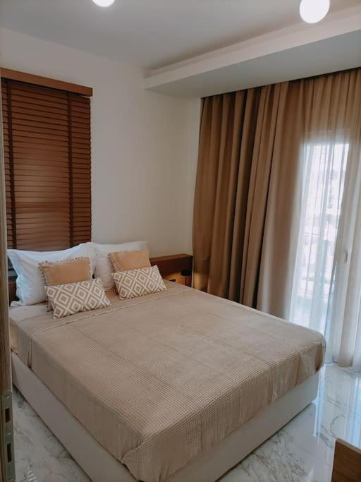 Luxe Boutique With Balcony Apartment Tesalonika Bagian luar foto